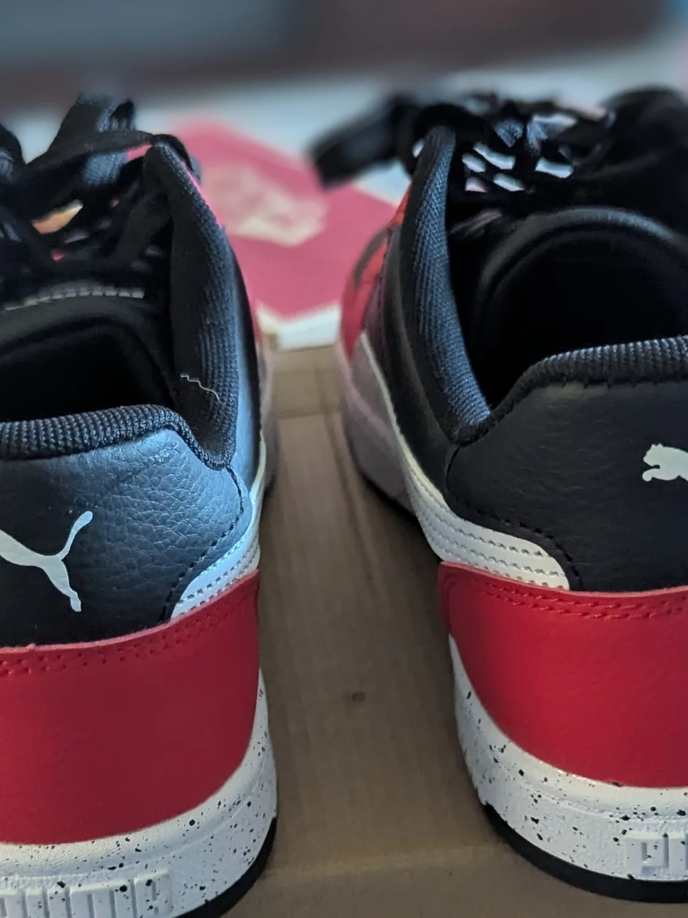Puma Men’s Red & Black Low-Top Sneakers